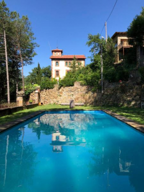 Loft en una casa Modernista Ribes De Freser